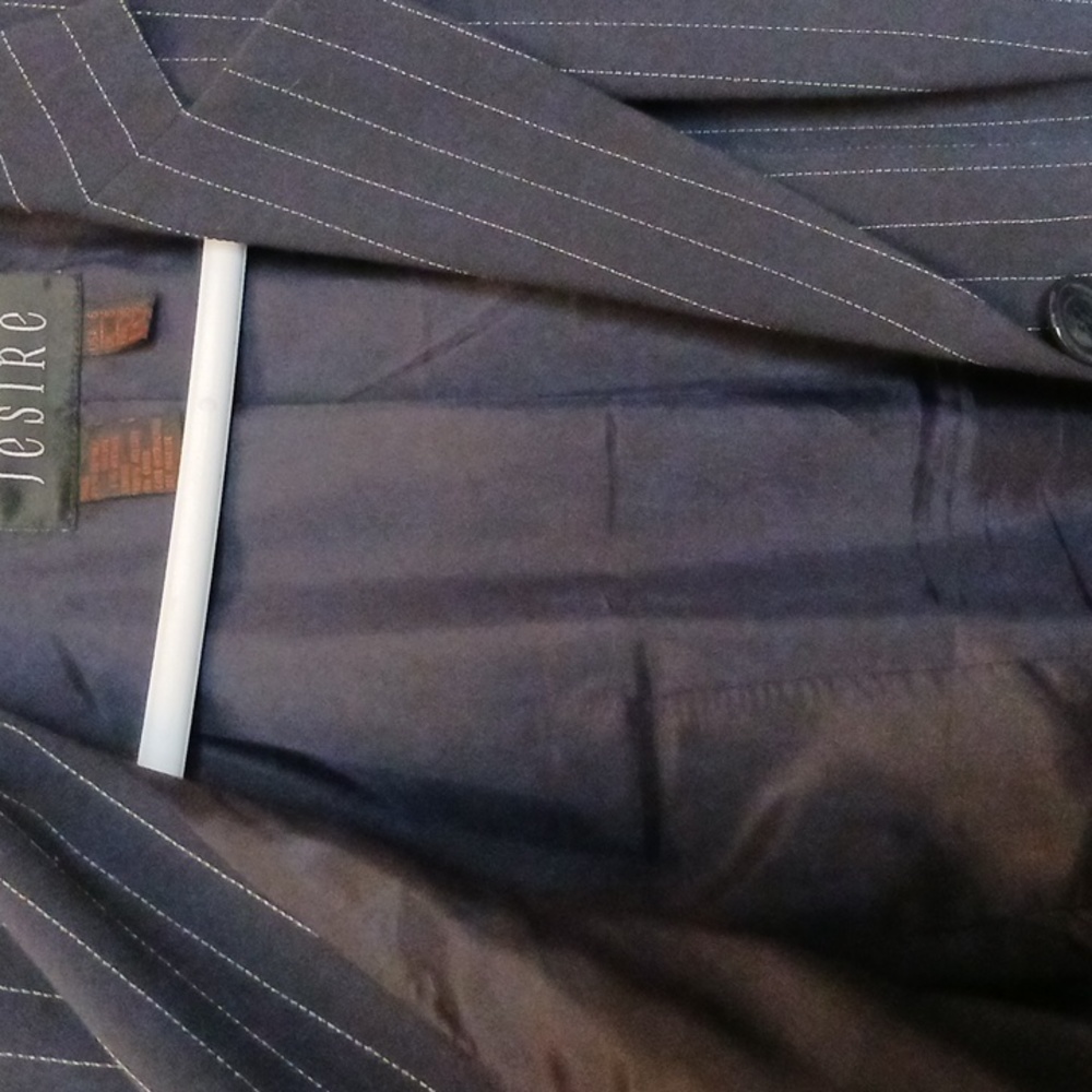 Fully lined Jacket - Picture 5 of 5